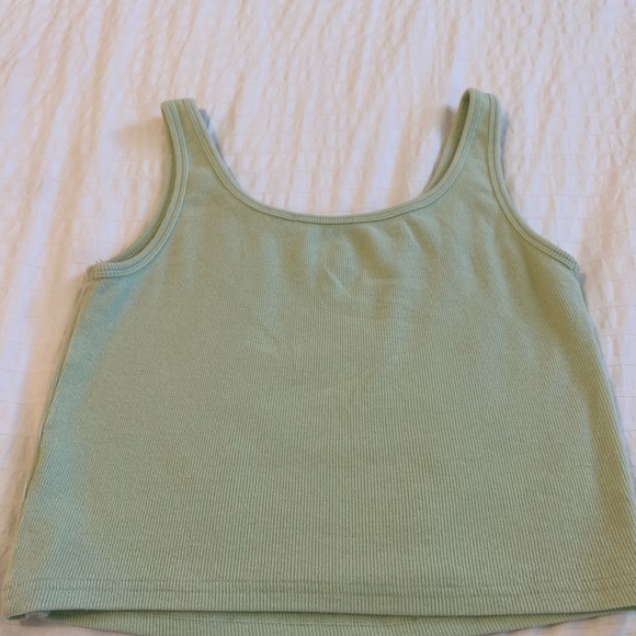 Green crop top - Picture 2 of 2
